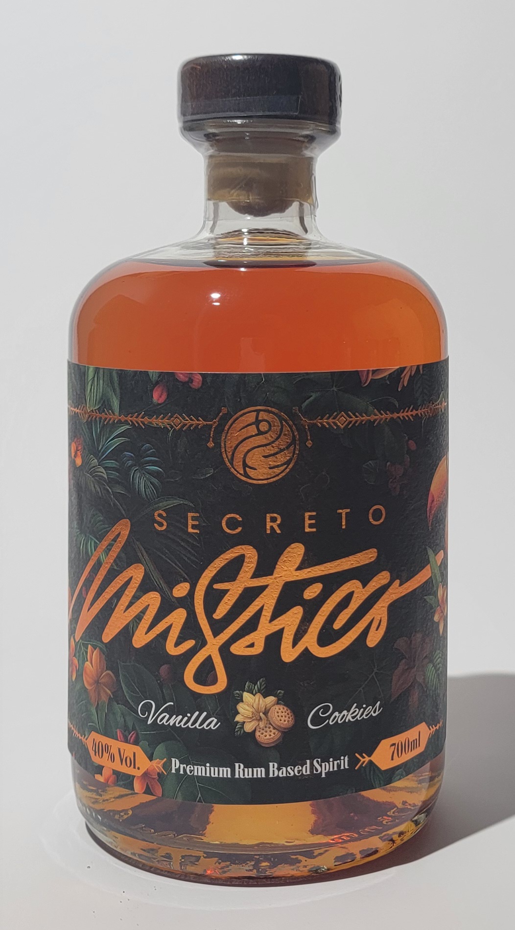 Secreto Mistico 'Vanilla & Cookies' Flavored Rum Based Spirit