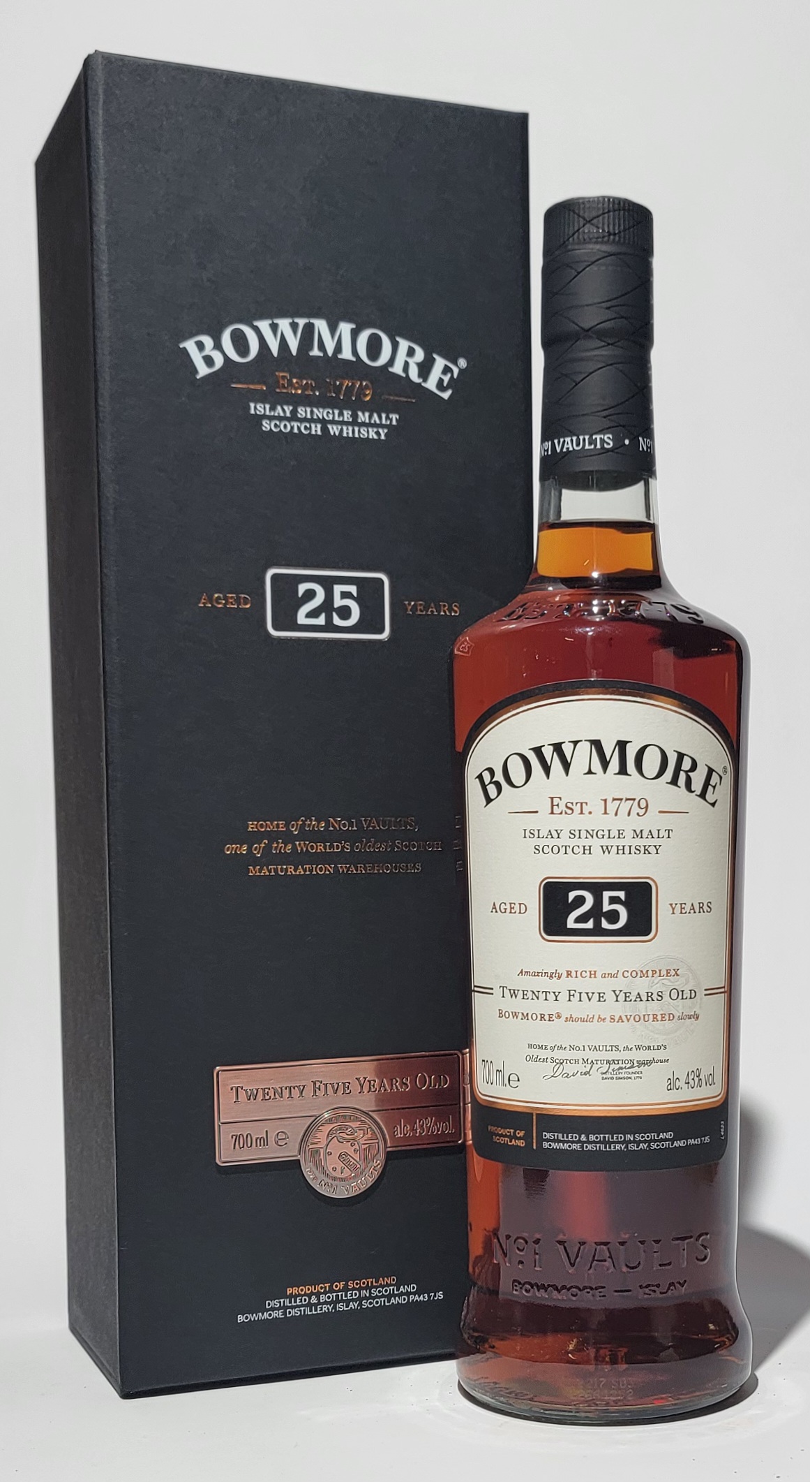 Bowmore 25 Years Old