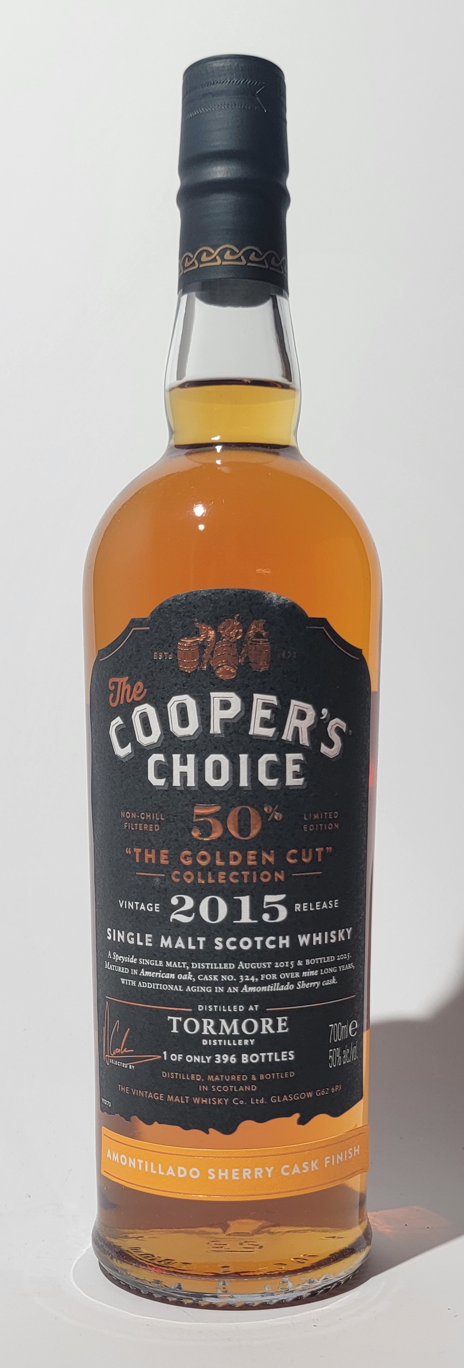 Flasche auf weißem Hintergrund - Cooper's Choice Tormore Amontillado Sherry Finish