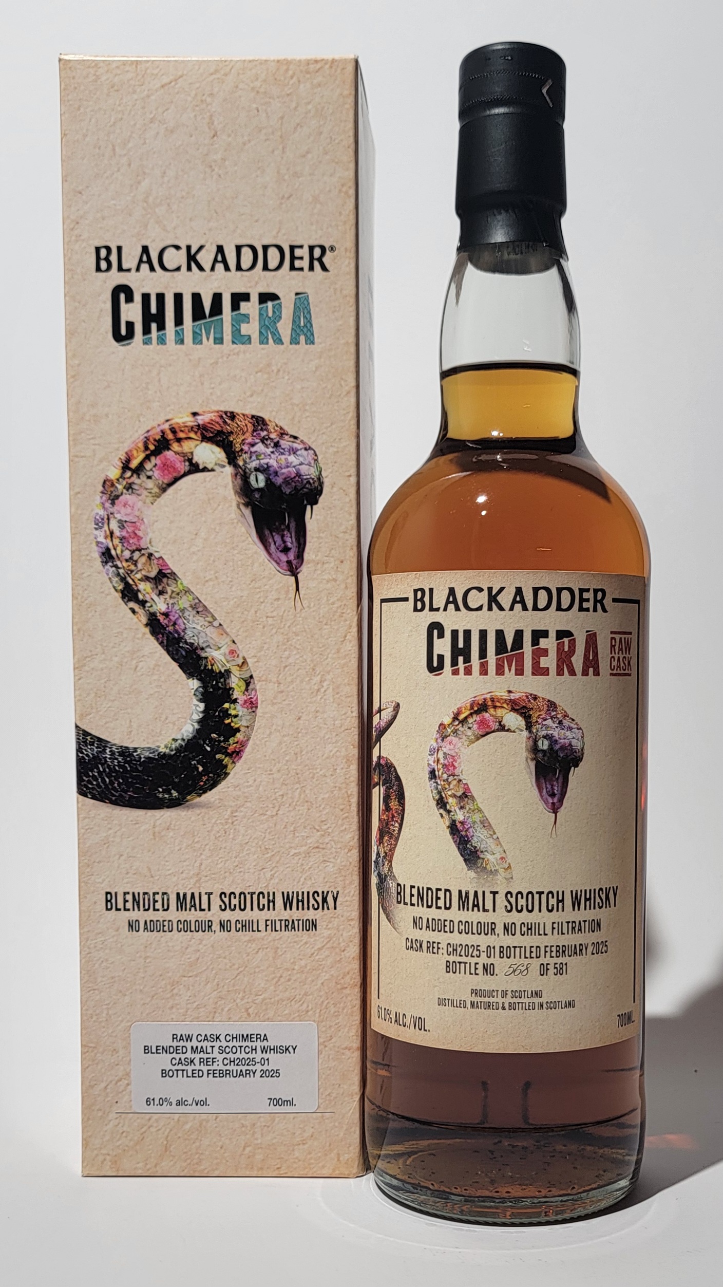 Blackadder Raw Cask Chimera Karton und Flasche des Blackadder Chimera 2025